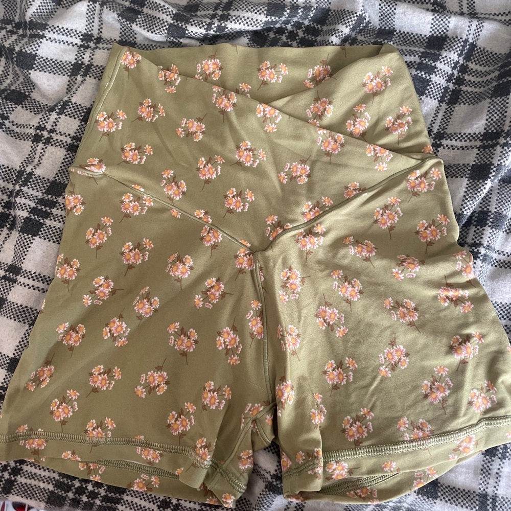Aerie Real Me Crossover mini bike shorts size small